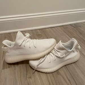 BRAND NEW YEEZYS, size 8.5